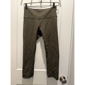 Lululemon Olive Green Capri Leggings Women’s Size 8 Activewear